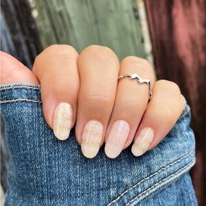 *Retired* Color Street: Golden Icicles | Gold Stripes Metallic Holiday Christmas